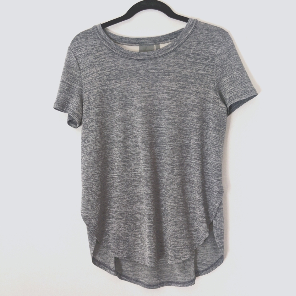 Athleta Utopia Short Sleeve Tee Gray/White XS - Picture 4 of 12